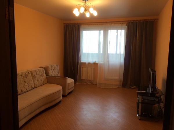 Квартира в аренду в Холмогоре, Красноармейская улица, 15 фото №0