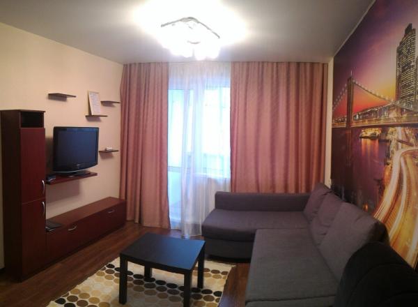 Квартира в аренду в Пинеге, улица Гагарина, 78 фото №0