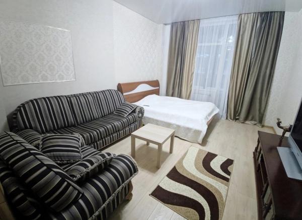 Квартира в аренду в Кормиловке, улица Маяковского, 32 фото №1