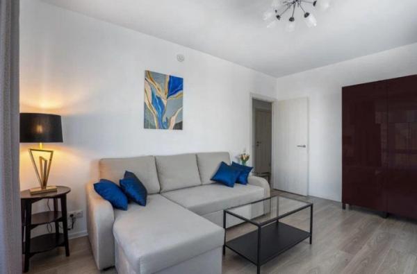 Квартира в аренду в Николаевске, улица Чайковского фото №0