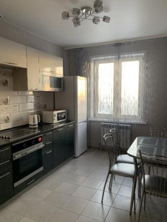 Квартира в аренду в Ленинске, улица Гагарина, 39 фото №2