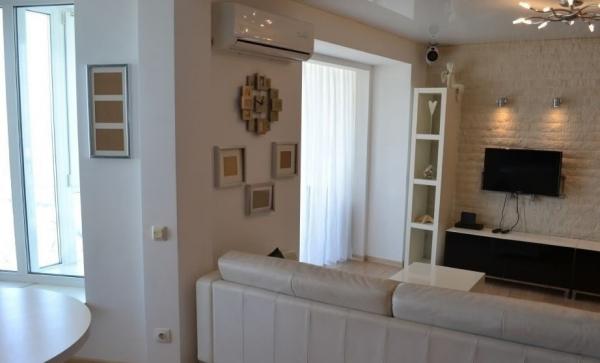 Квартира в аренду в Михайловке, улица Обороны, 67А фото №1