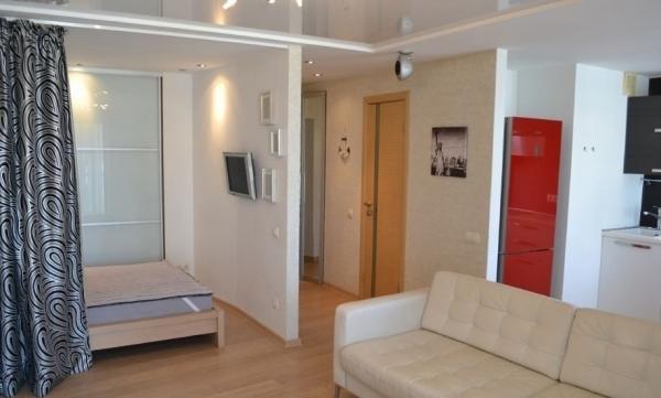 Квартира в аренду в Михайловке, улица Обороны, 67А фото №0