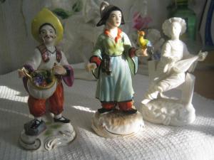 Фарфоровую статуэтку-Китайцы(композиция из 3-х)-,Германия,Нимфенбург-Франкенталь